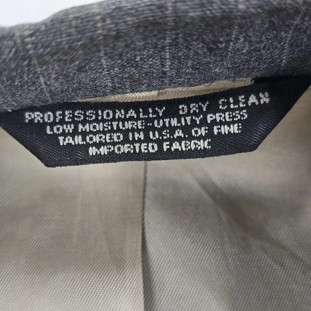 Johnny Carson 2-Piece Suit 40R 38 32 REG Gray Pinstripe Wool Blend USA Made